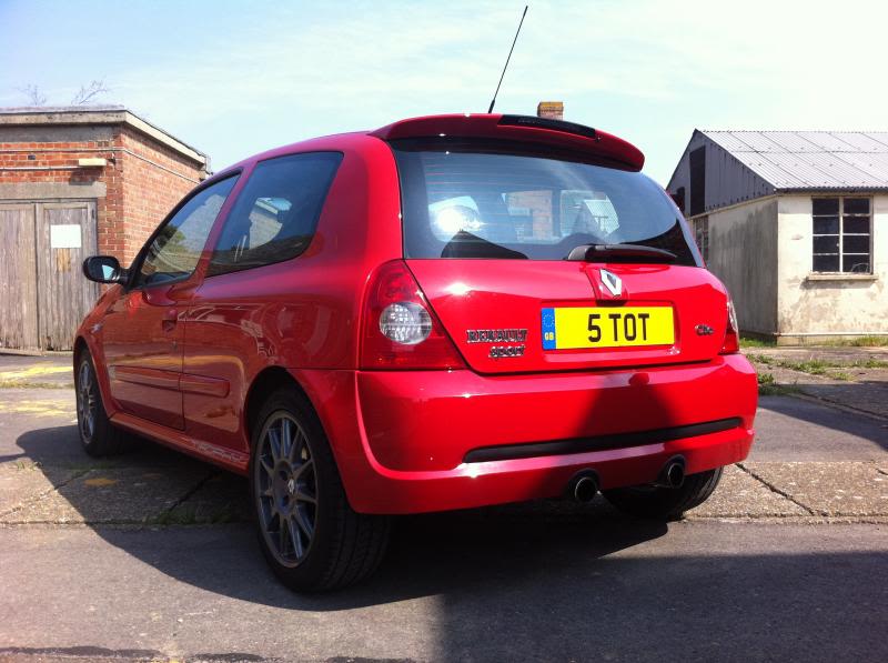 clio2_zps4b359b33.jpg