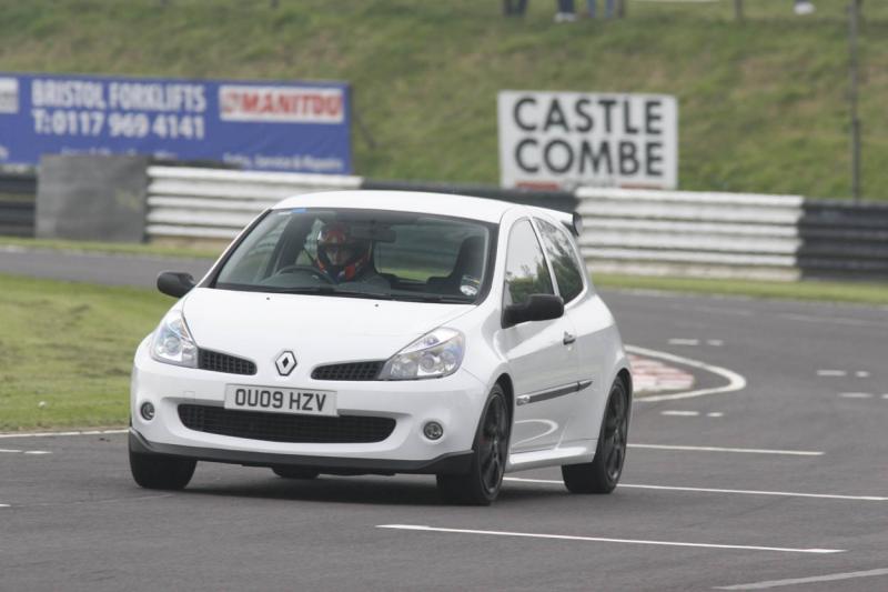 Clio2_zps7d89776a.jpg