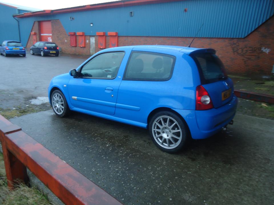 clio2_zpsaa05fc0c.jpg