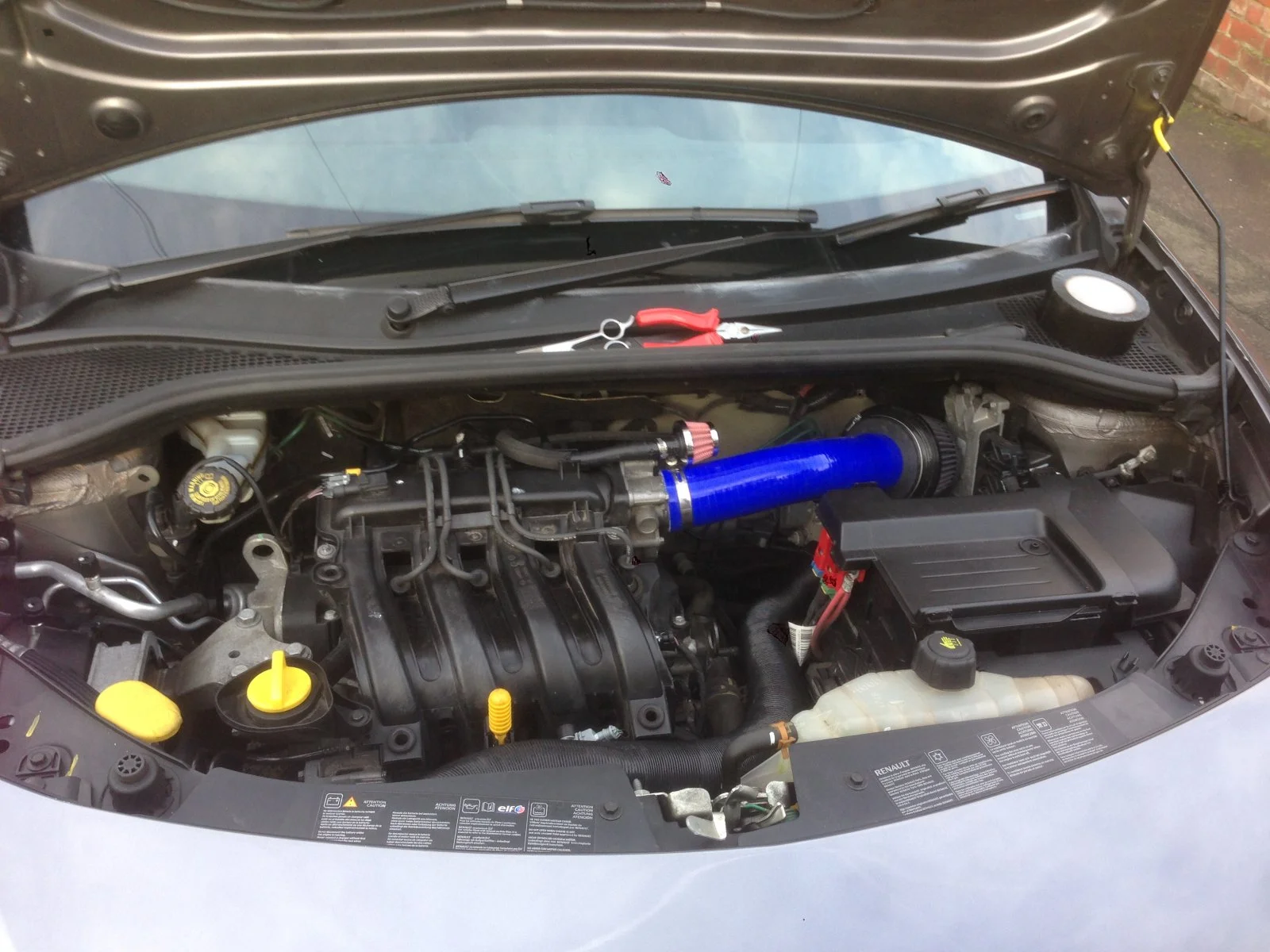 CLIO3.webp