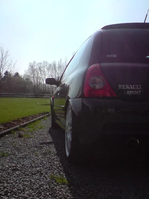 clio3.webp