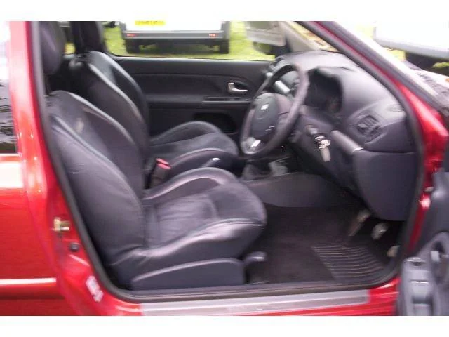 Clio3.webp