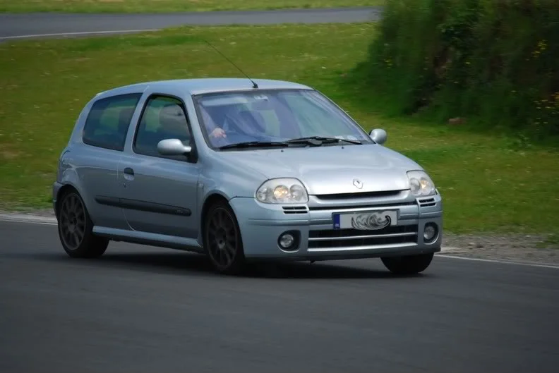 Clio3.webp