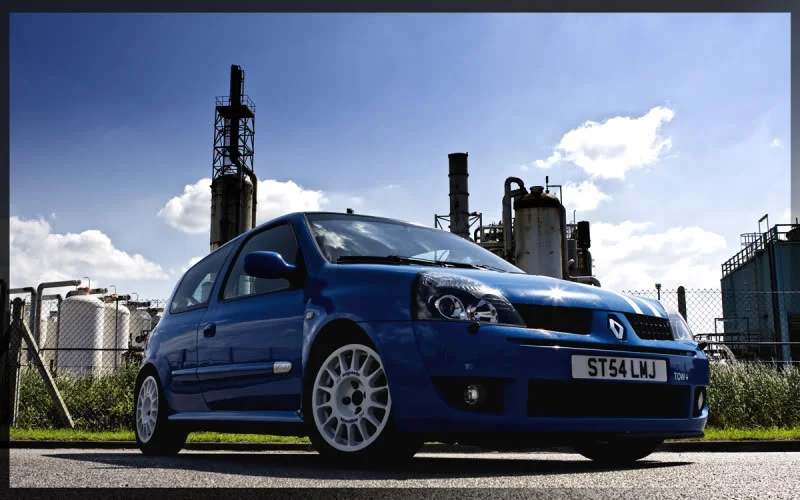 Clio3.webp