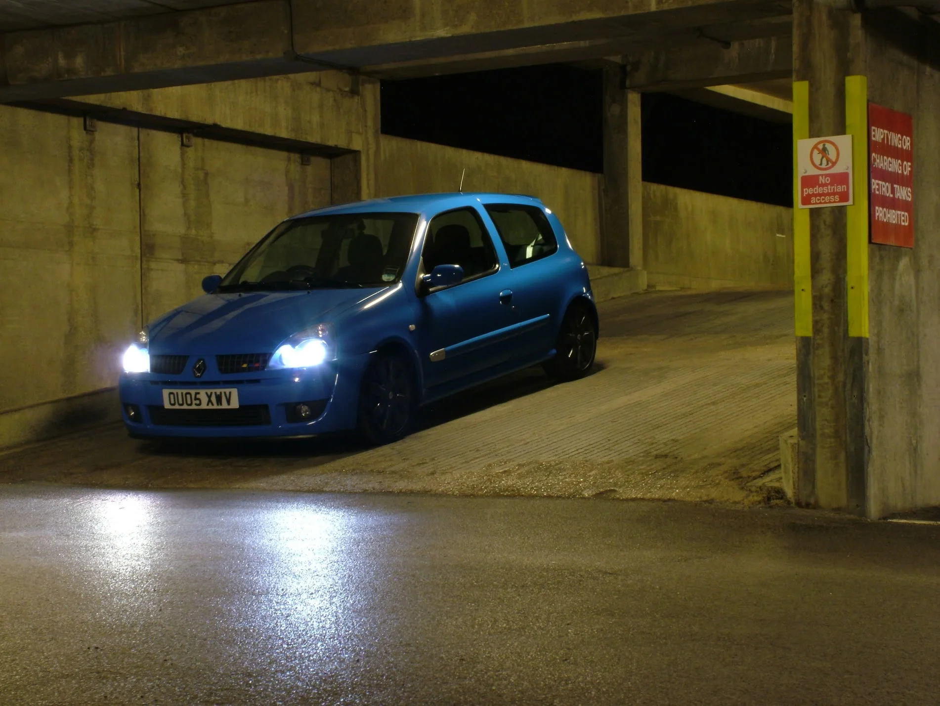 Clio3.webp