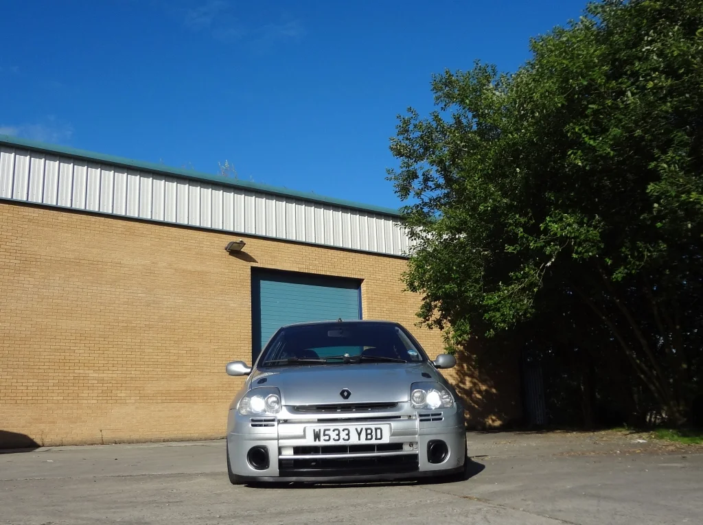 clio4.webp