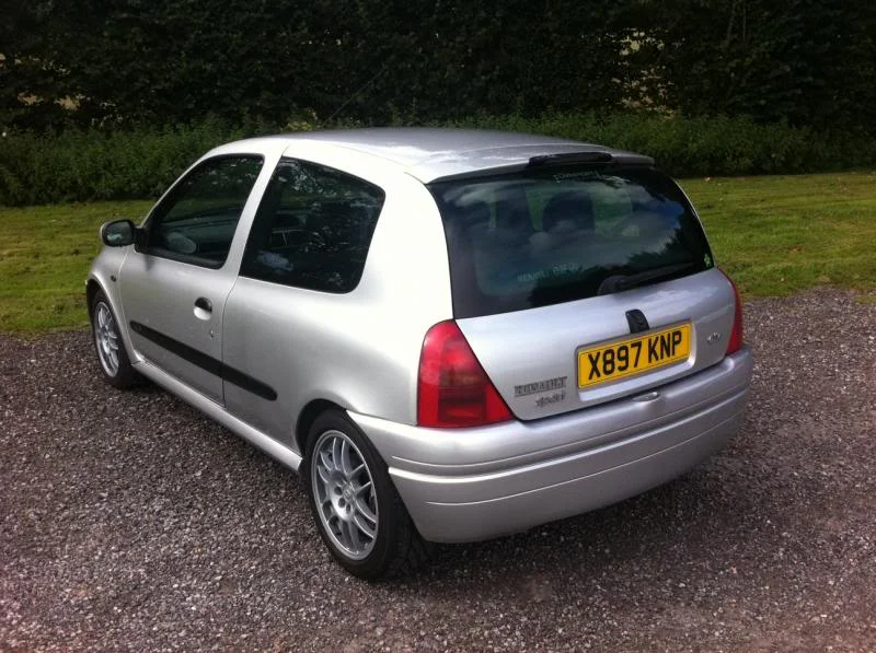 clio4_zps71c52bc8.webp