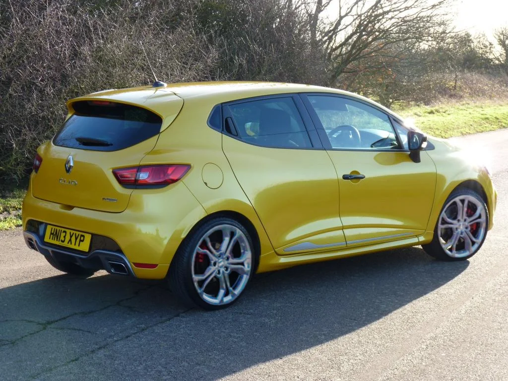 clio4slvr.webp