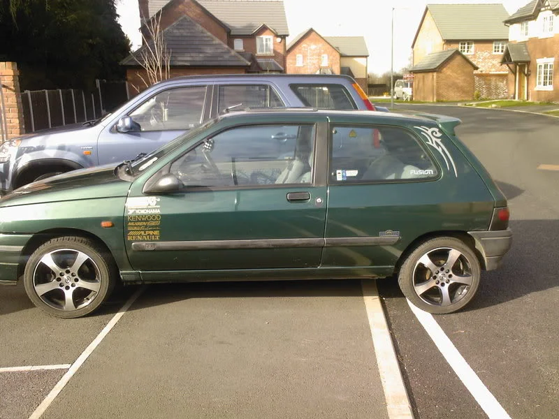 clio5.webp