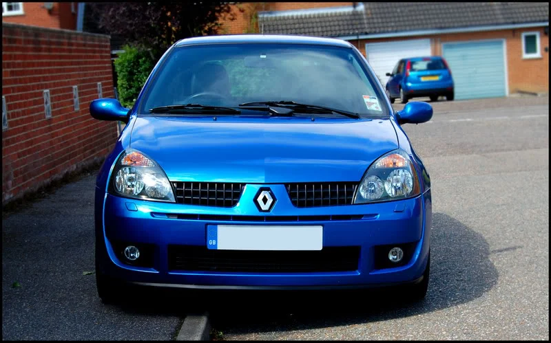 clio5.webp