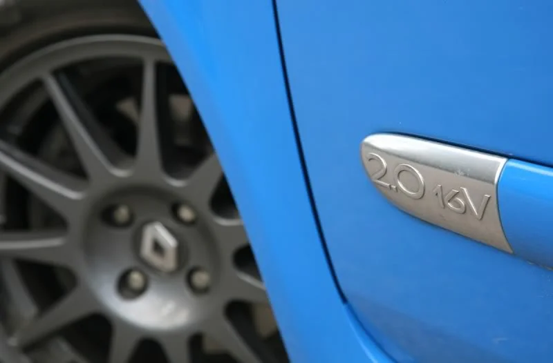 clio5.webp