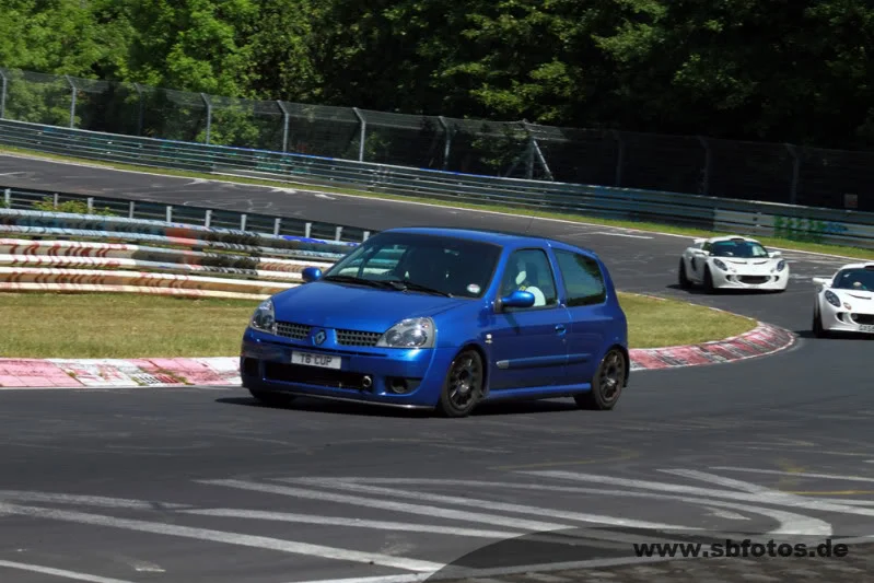 clio5.webp