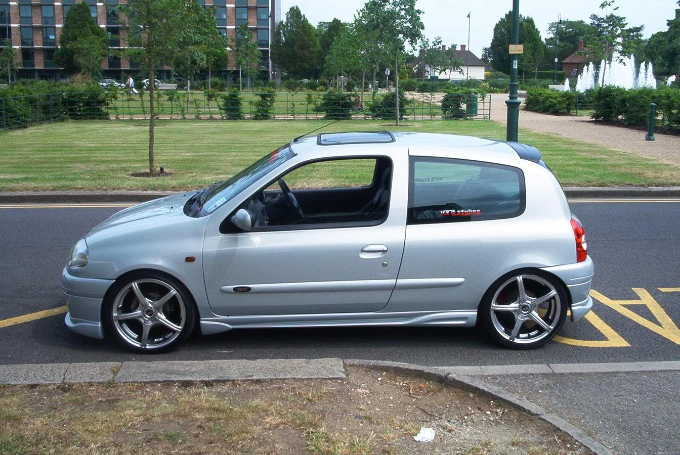 clio50001.jpg
