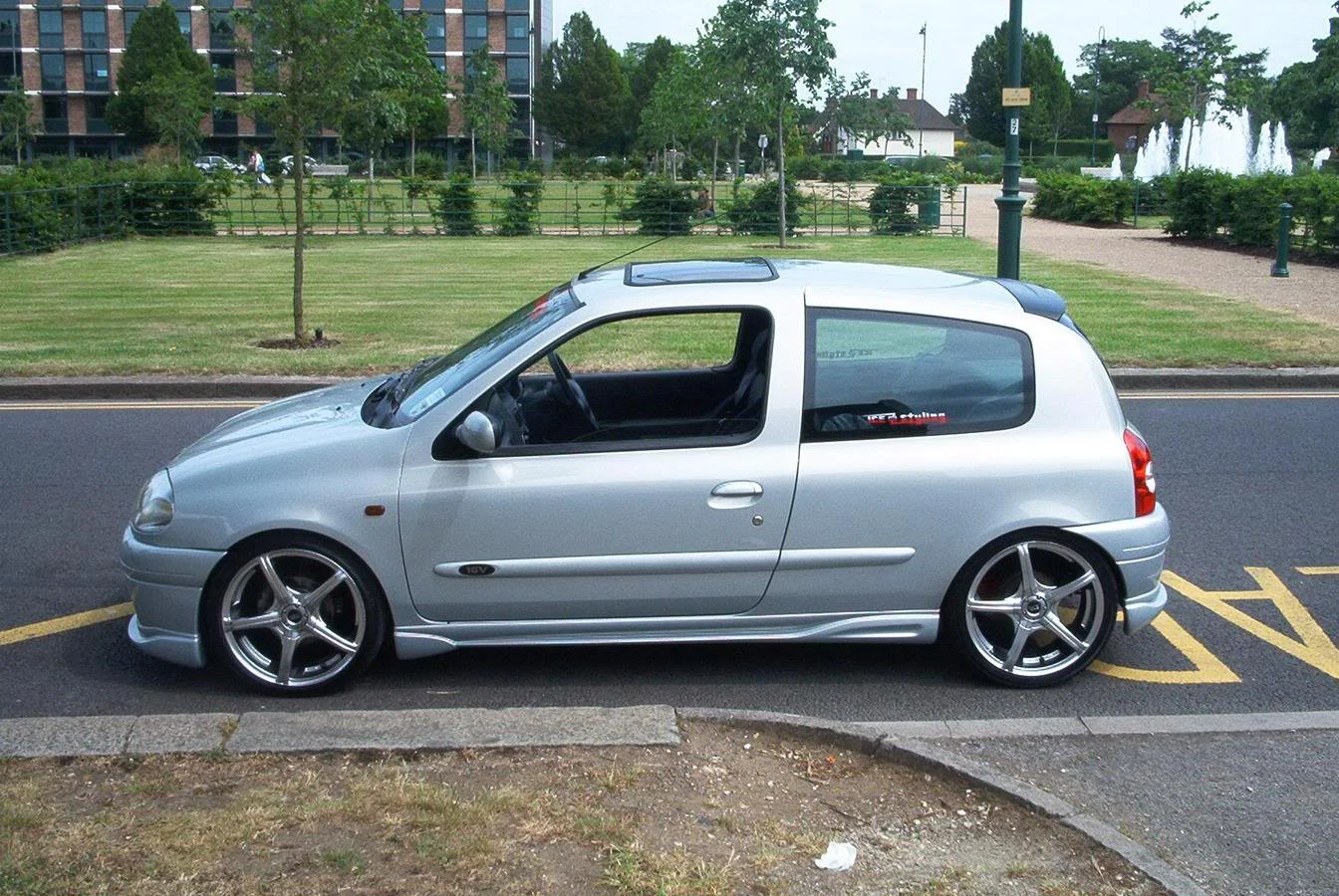 clio50001.webp