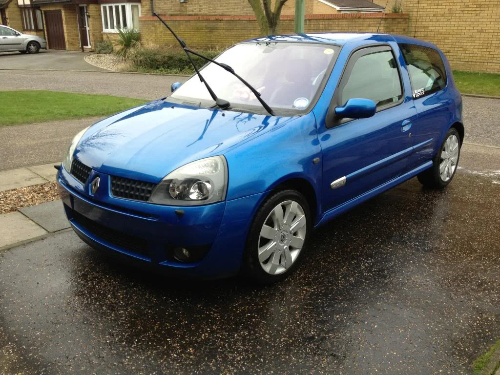 Clio50_zpsf2602ac1.webp