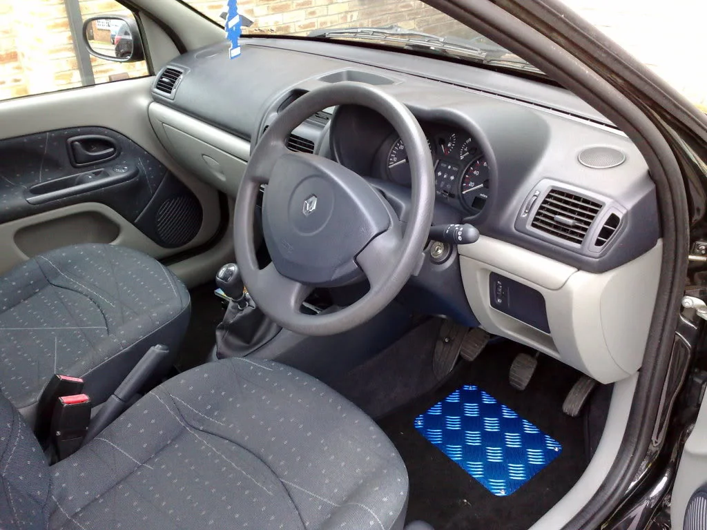 Clio6.webp