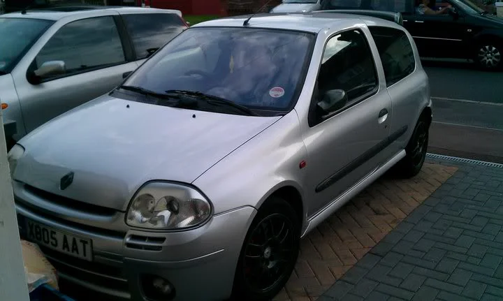 clio6.webp
