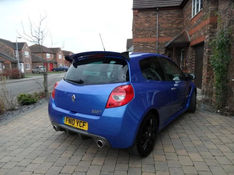 clio6.webp