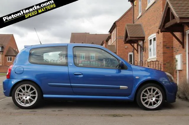 clio6.webp