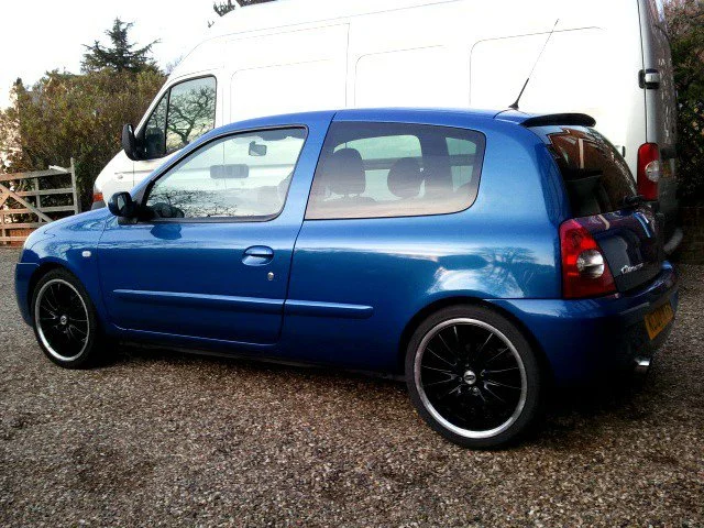 clio6.webp