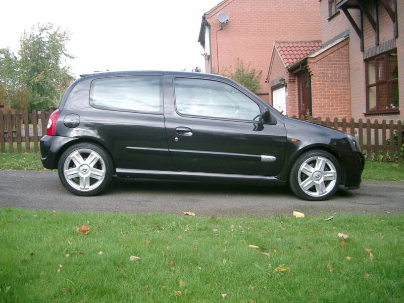 clio7.webp