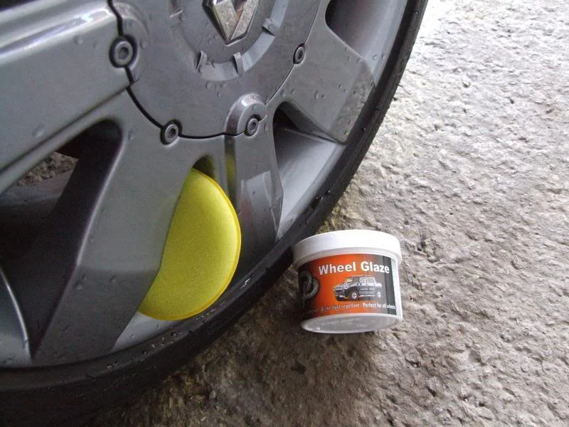clio8.webp