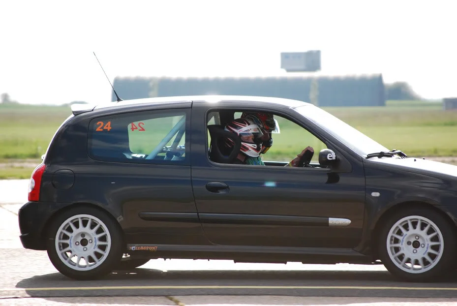 Clio8.webp