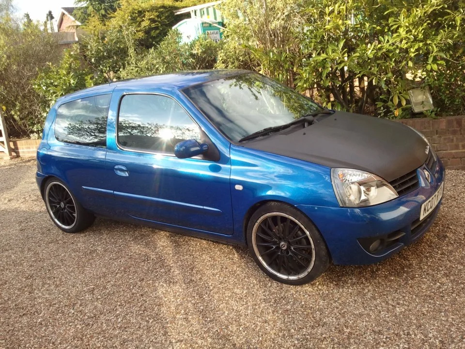 clio8.webp