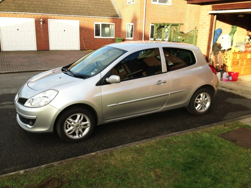 Clio8_zpsa29b3bb5.webp