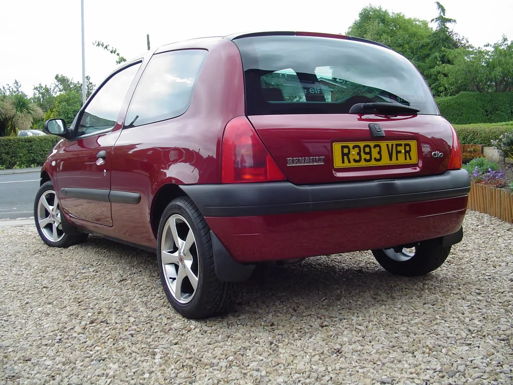 clio9.webp