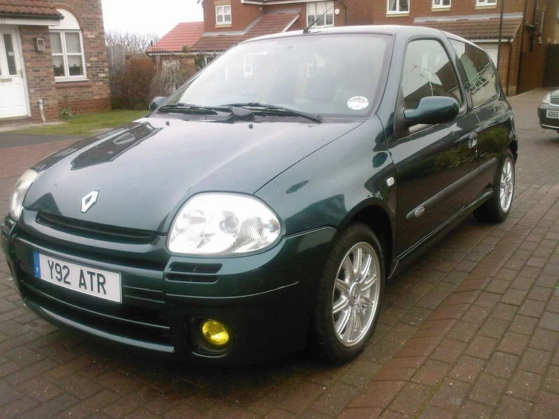 Clio9.webp