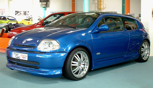 clio_02.jpg clio_02.jpg