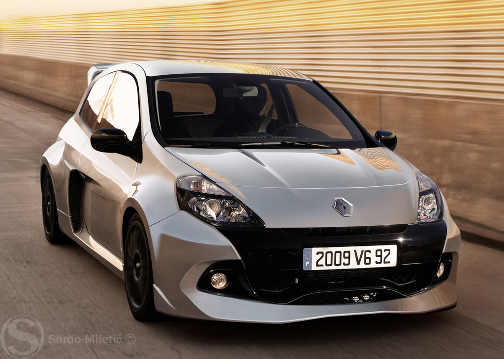 Clio_2009_V6_by_Morfiuss.jpg