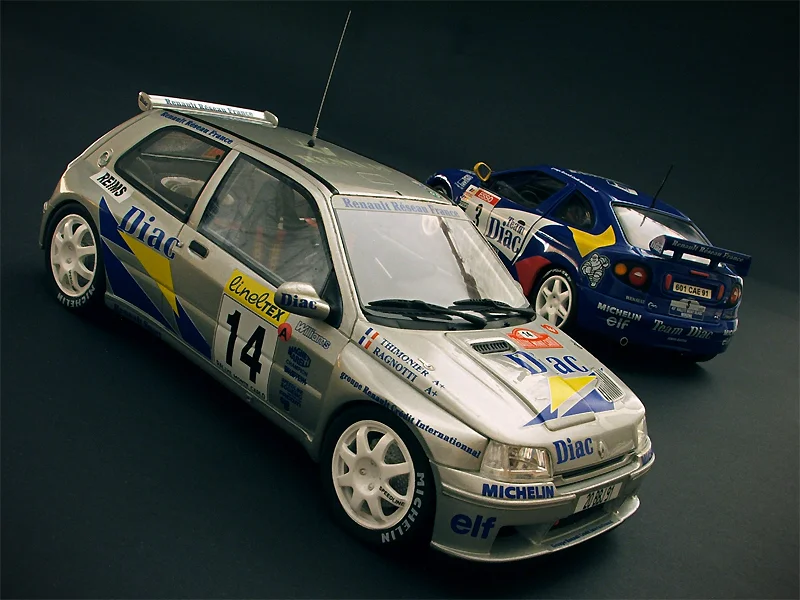 Clio_and_Megane_Maxi.webp