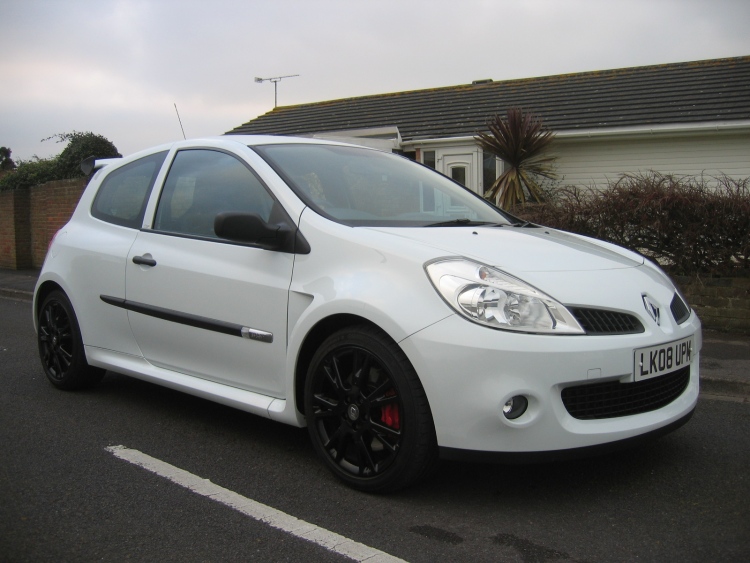 clio_cup_white_001.jpg