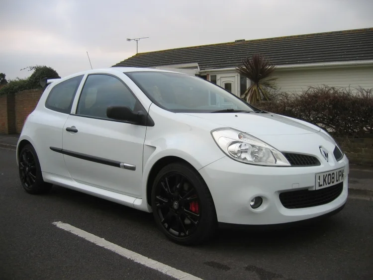 clio_cup_white_001.webp