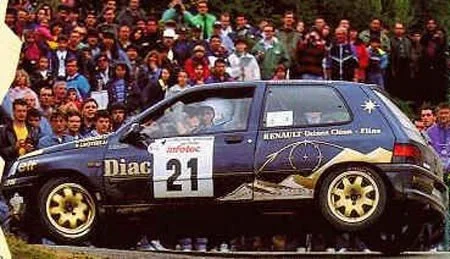 clio_rally_blue_side.webp