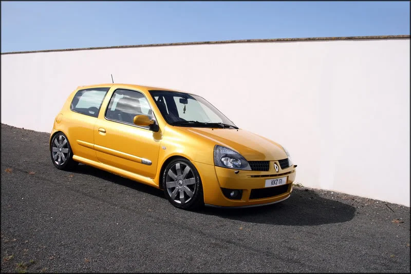 clio_slr1.webp