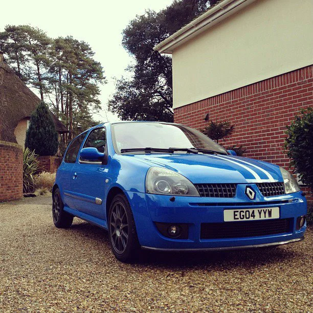 Clio_zps51862d94.webp