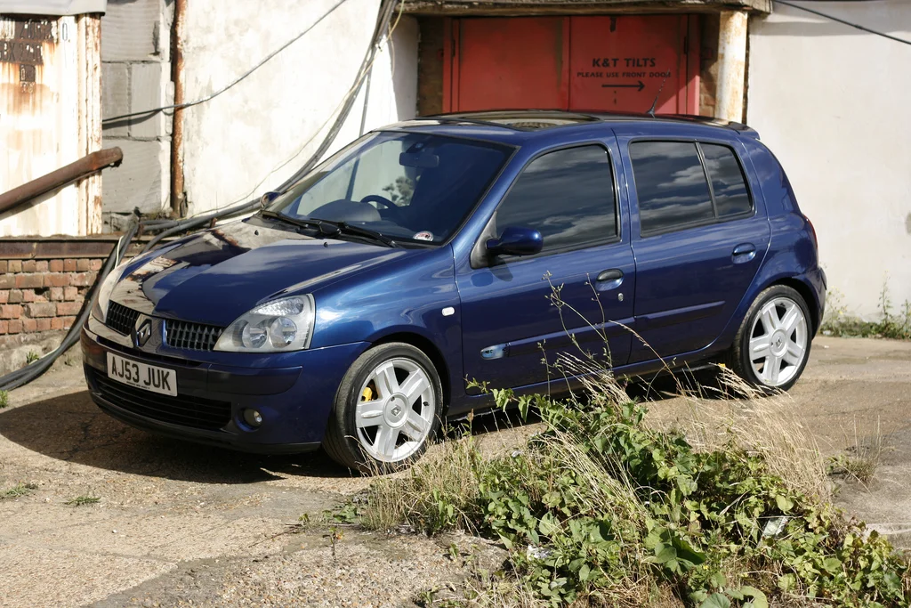 clio_zps578a4a75.webp