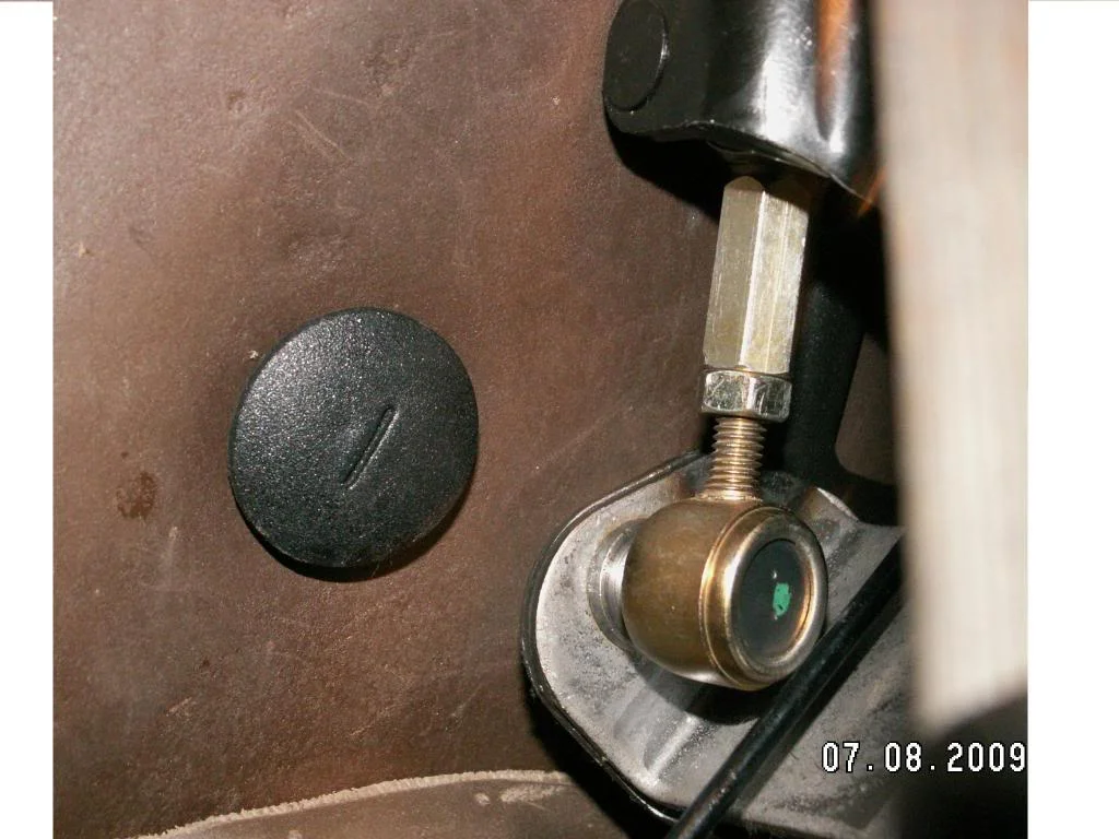 clioclutchadjuster.webp
