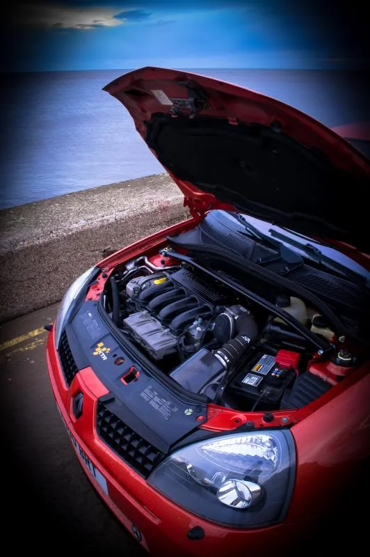 Clioengineportrait1of1_zpscafd5b24.webp
