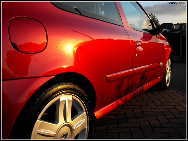 cliogoldandred.jpg cliogoldandred.jpg