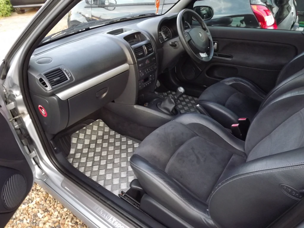 Cliointerior.webp