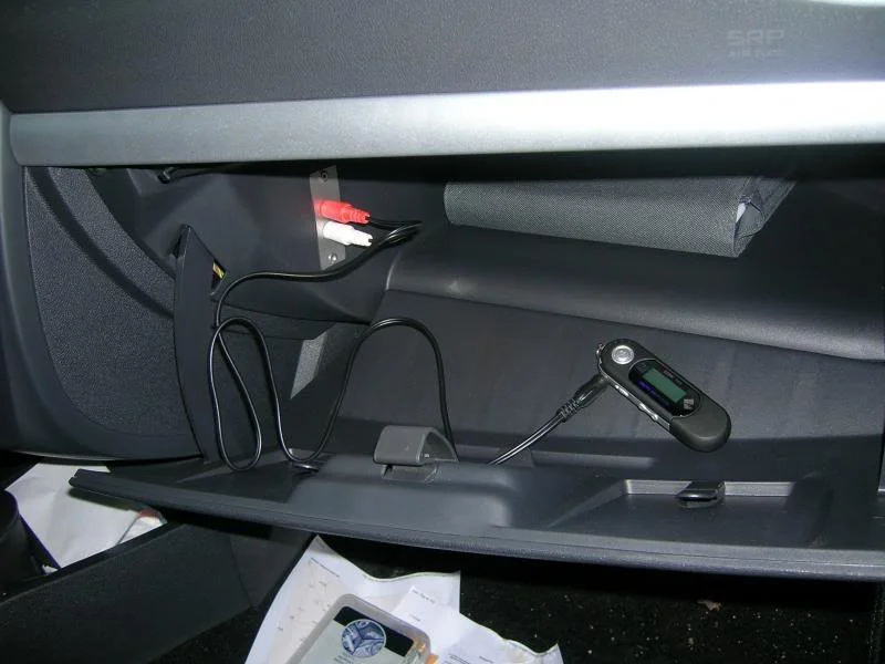 clioipodconnector.webp