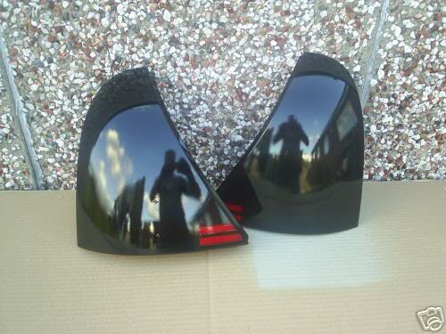 CLIOREARLIGHTS.jpg CLIOREARLIGHTS.jpg