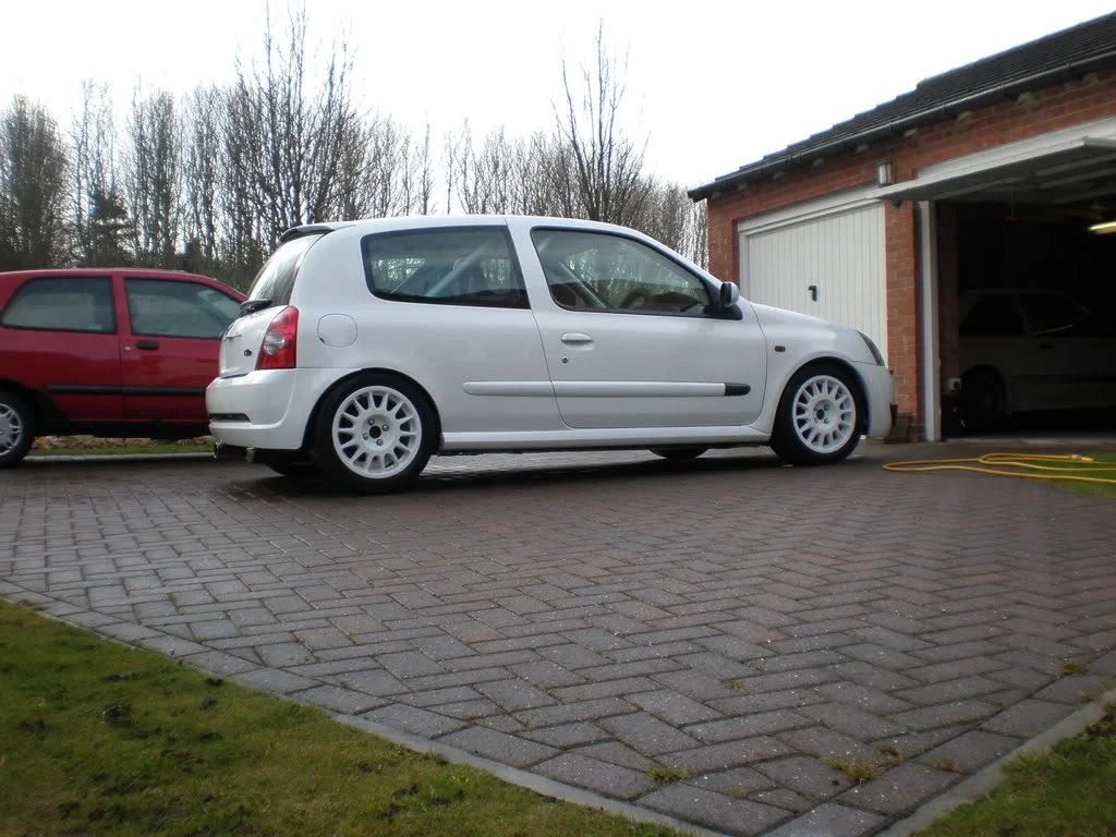 clios001-jpg.webp