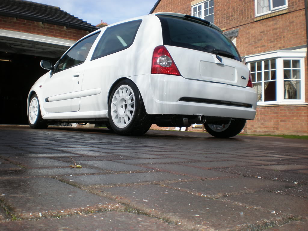 clios004.jpg