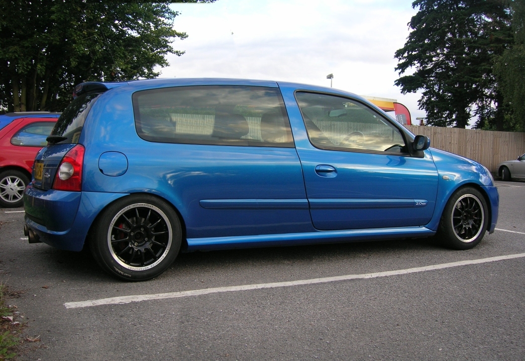 ClioShootingbrake.jpg