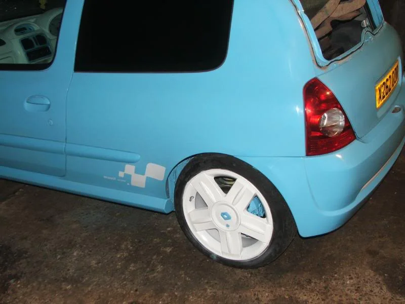 cliosport004-2.webp